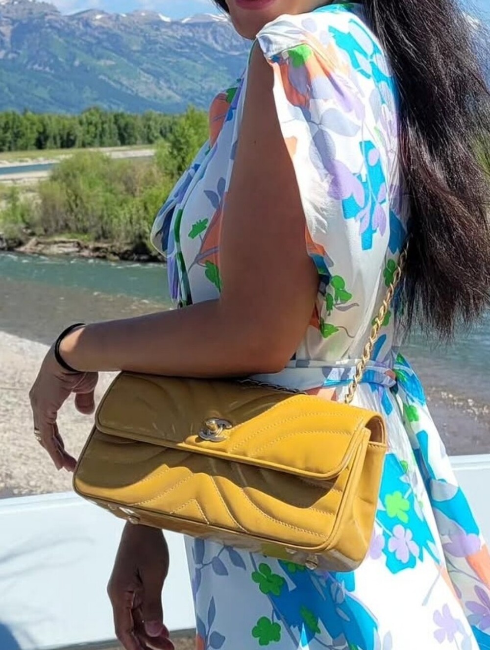 CHANEL Patent Chevron Quilted Shoulder Bag in Mustard - Picture 12 of 13